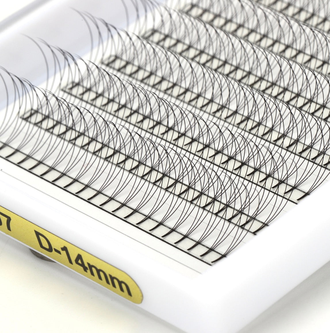 Long Stem Premade Fans C D M L Curl 0.05 0.07MM Mixed Tray 7-18mm Long Stem Volume Eyelash Extensions