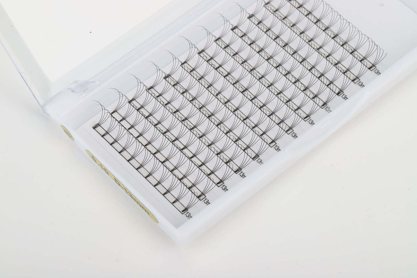 4D Russian Volume Lash Individual Eyelash Extension Pre made Volume Fans Premium Silk Hand Made